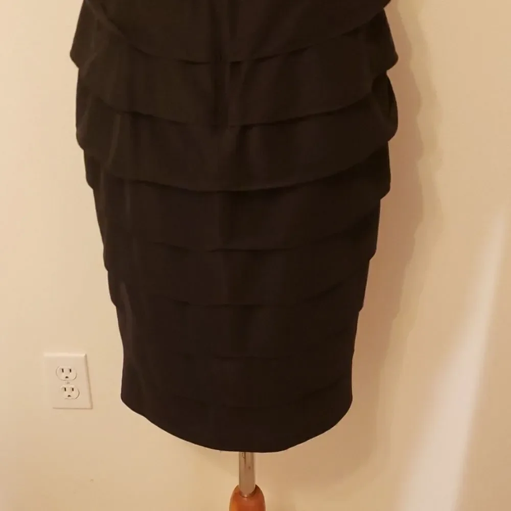 Adrianna Papell black sleeveless dress 8 - Picture 5 of 6